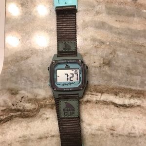 Sharkclip freestyle watch, in great condition!!